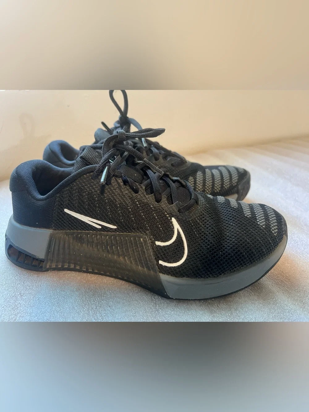 Nike Black Athletic Trainers with White Swoosh Accents 7.5